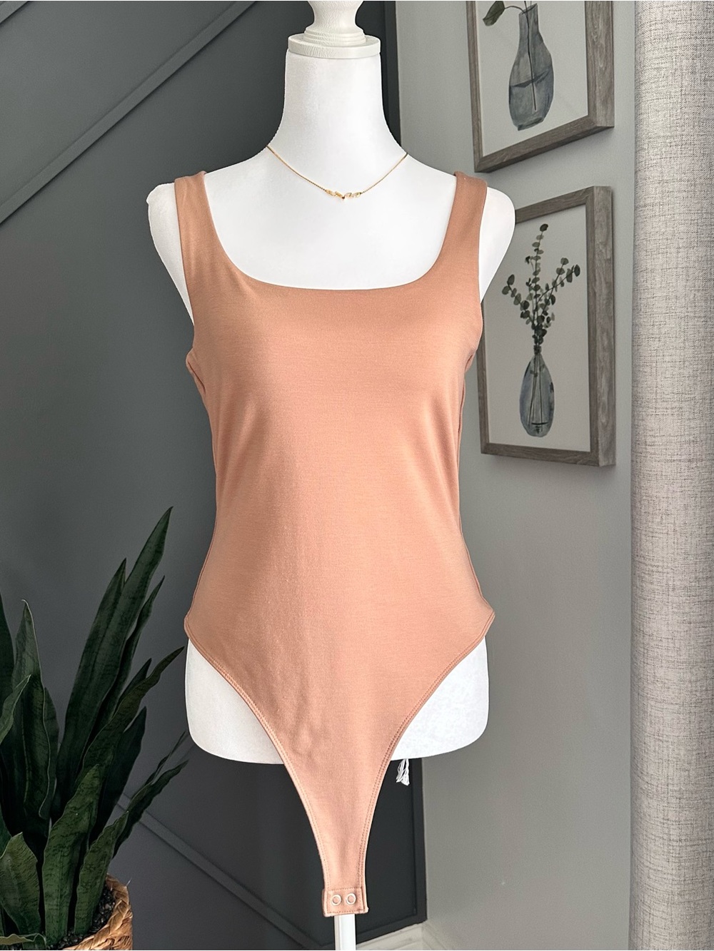 Banana Republic Peach Square Neck Ribbed Bodysuit